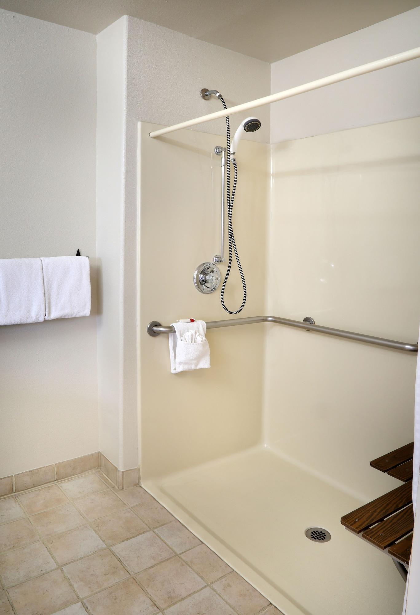 Days Inn & Suites By Wyndham Llano Экстерьер фото